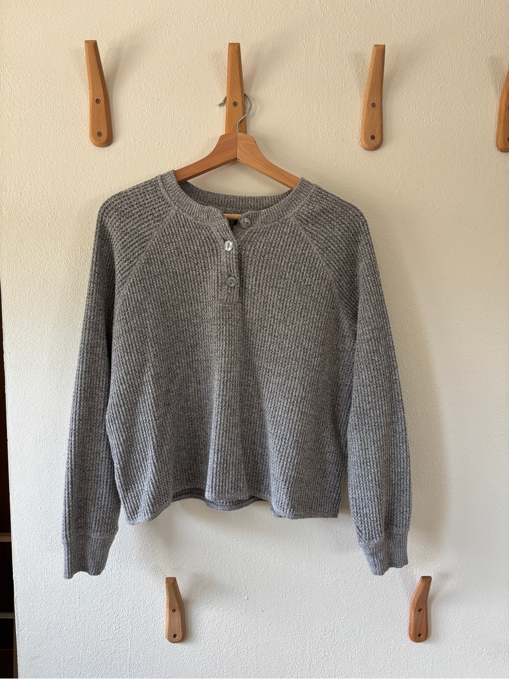 Old Navy Gray Knit Henley Sweater